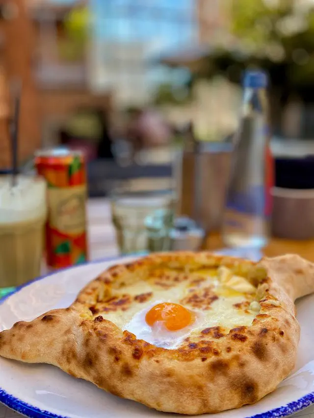 Khachapuri géorgien